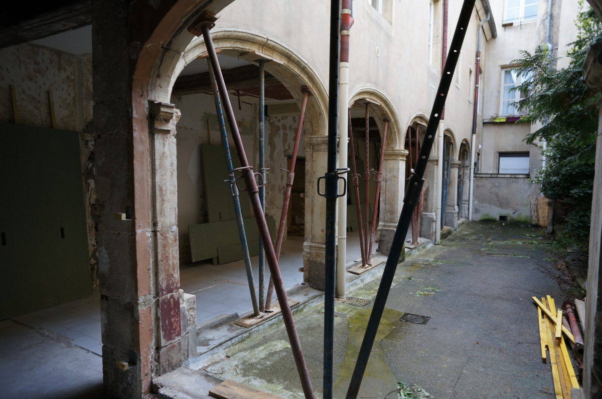 Un projet d'appartement dans un ancien cloître au centre de Nancy démolition