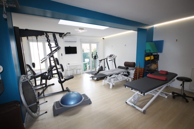 Aménagement d'un de kinésithérapeutes • MAUD PIERROT