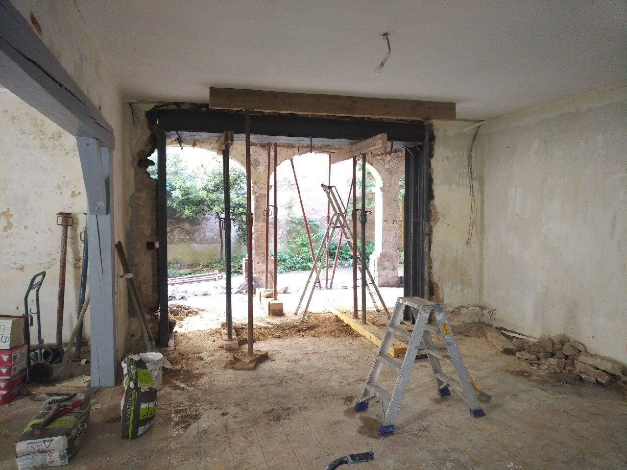 Un projet d'appartement dans un ancien cloître au centre de Nancy démolition