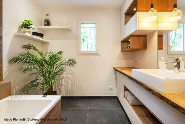 salle de bain ensemble meuble sur mesure baignoire