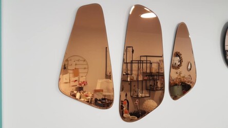 Miroirs décoratifs Fauteuil chez Ver'Autre Chose Miroirs décoratifs Fauteuil chez Ver'Autre Chose