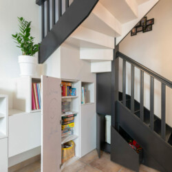 partie sous escalier ouverte partie sous escalier ouverte