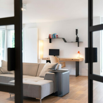 depuis entree avec porte en acier laque depuis entree avec porte en acier laque